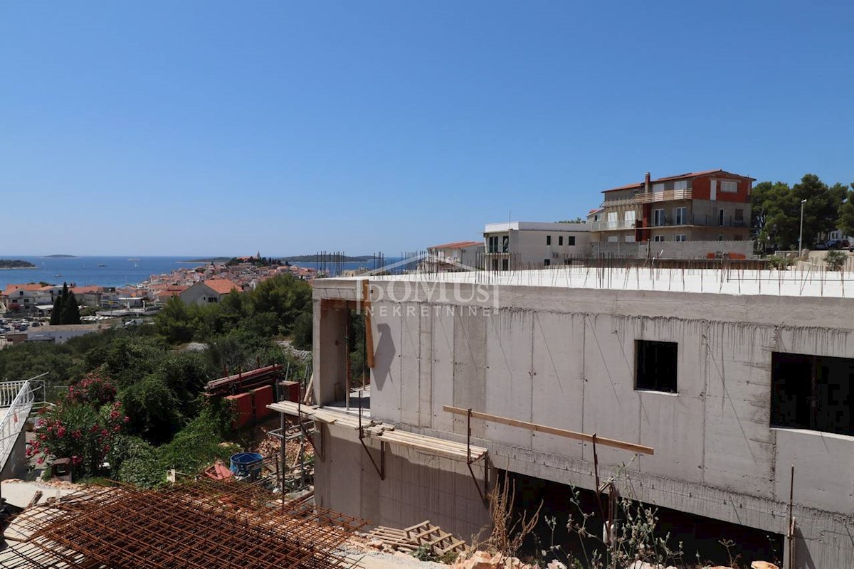 Appartamento In vendita - ŠIBENSKO-KNINSKA PRIMOŠTEN