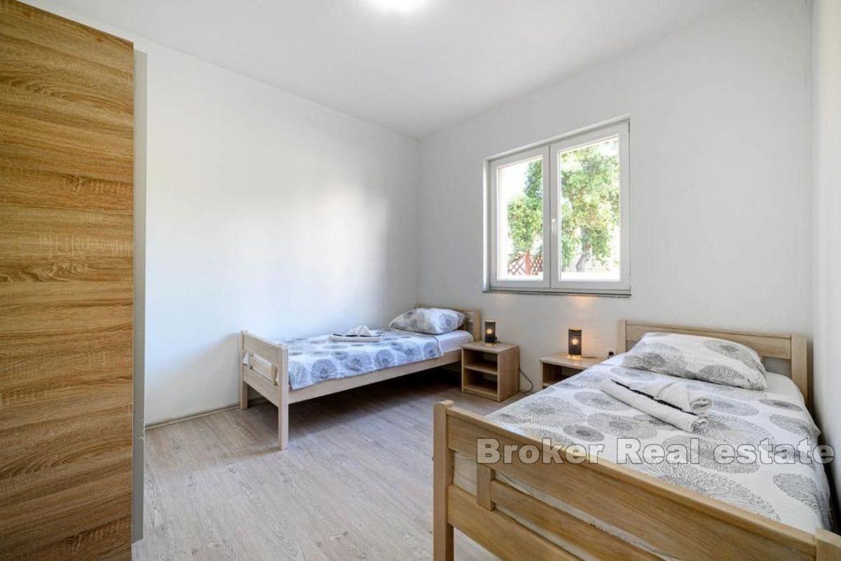 Haus Zu verkaufen - ŠIBENSKO-KNINSKA PRIMOŠTEN
