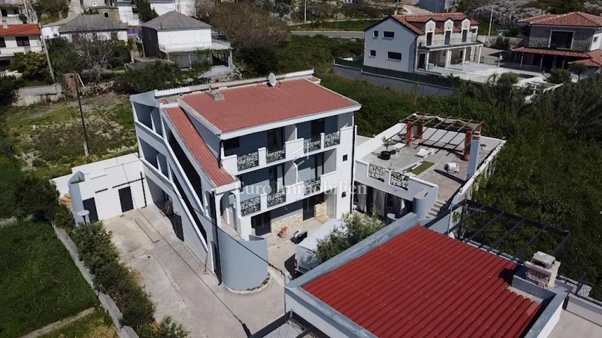 Haus Zu verkaufen - ZADARSKA RAŽANAC
