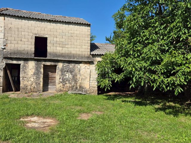 Zemljište na prodaju 1154 m² – Mrgani