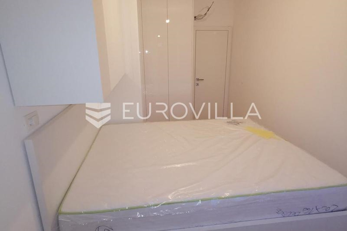 Apartmán Na predaj - SPLITSKO-DALMATINSKA SPLIT