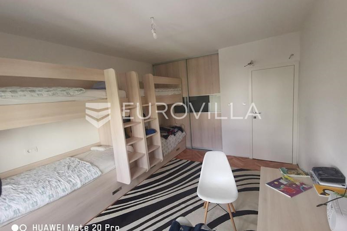 Apartmán Na predaj - SPLITSKO-DALMATINSKA SPLIT