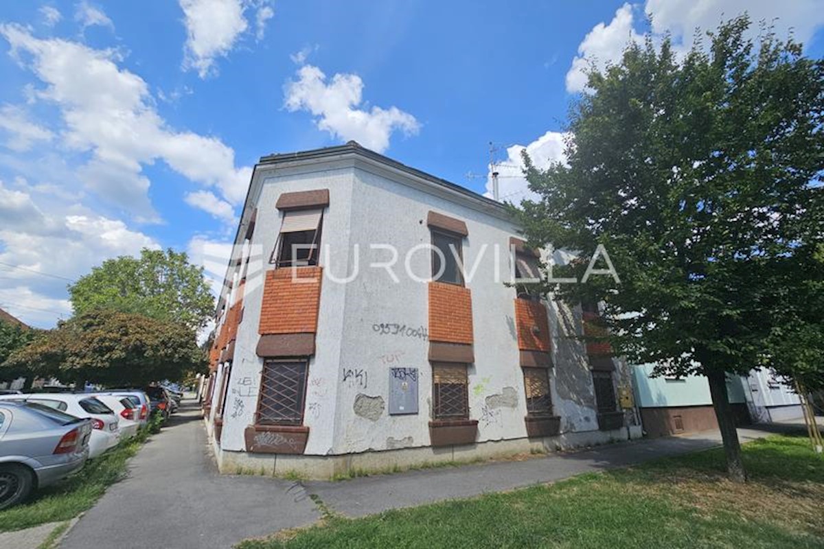 Haus Zu verkaufen - OSJEČKO-BARANJSKA OSIJEK