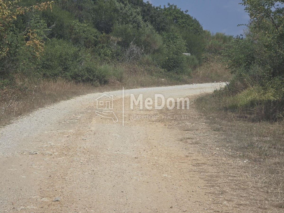 Land For sale - ISTARSKA VODNJAN