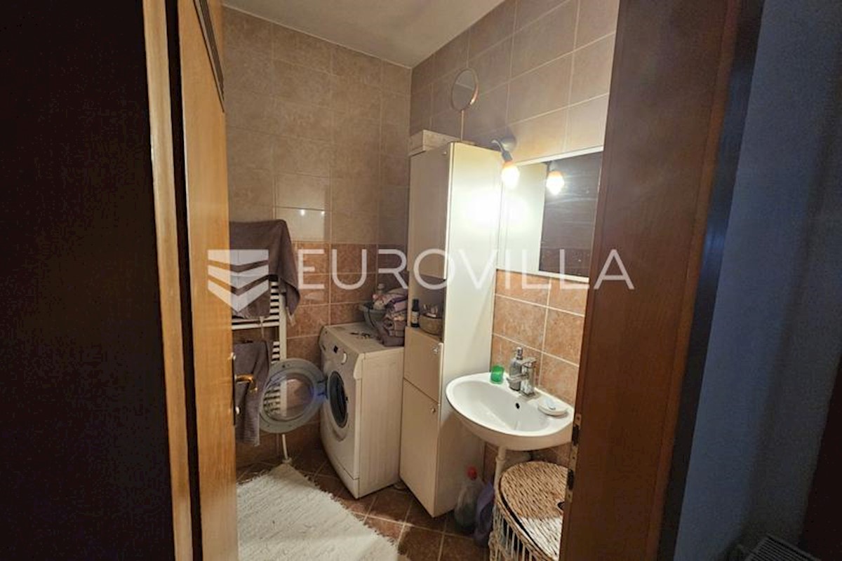 Apartment Zu verkaufen - OSJEČKO-BARANJSKA OSIJEK