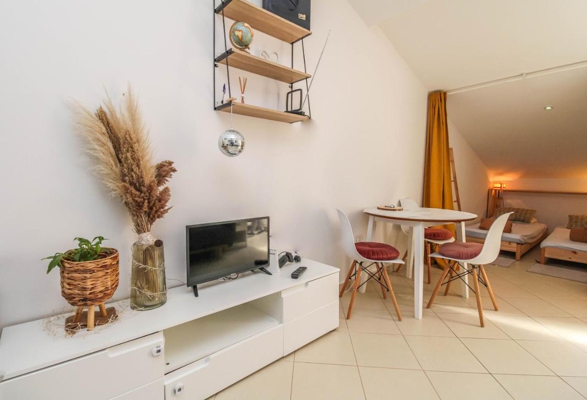 Apartma Na predaj - ISTARSKA ROVINJ