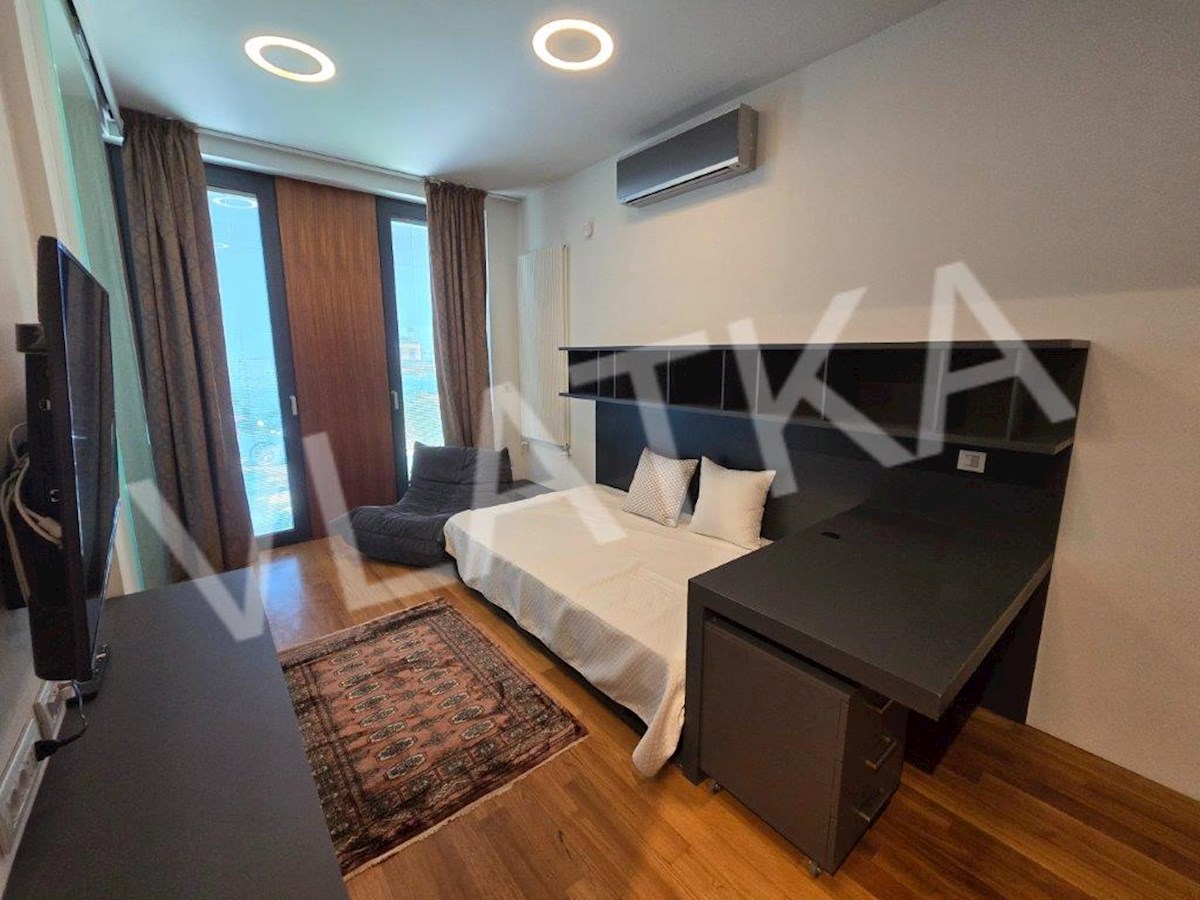 Maison À vendre - GRAD ZAGREB ZAGREB