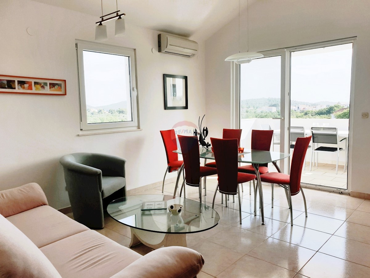 Flat For sale - ŠIBENSKO-KNINSKA ROGOZNICA