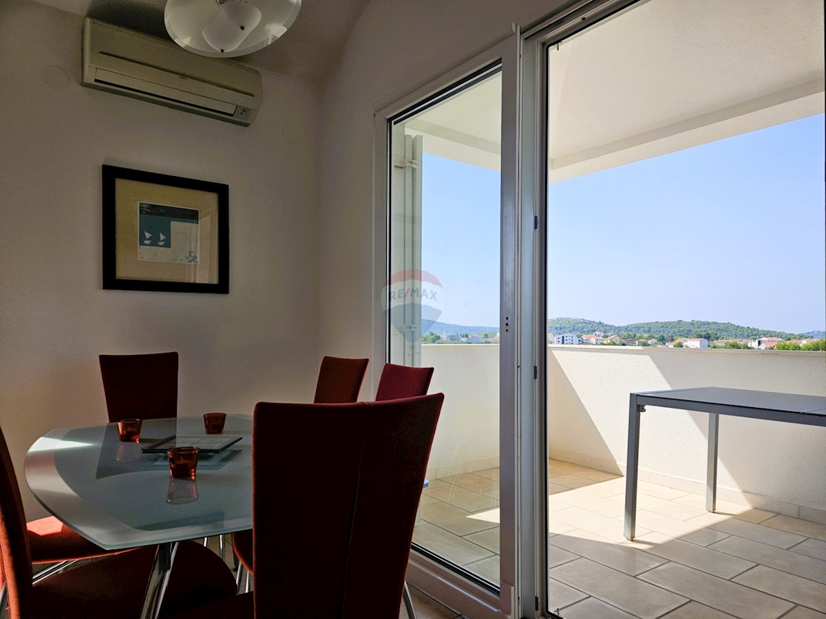 Flat For sale - ŠIBENSKO-KNINSKA ROGOZNICA