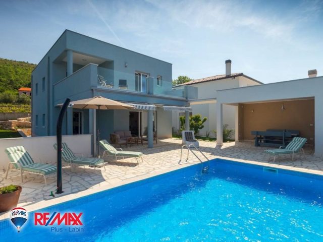 Casa in vendita 192 m² – Labin