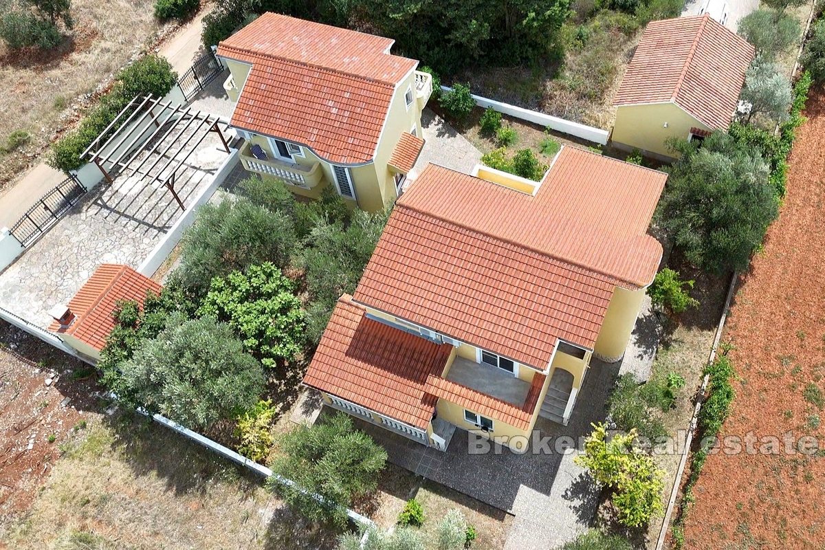 House For sale - Zadarska Ugljan - foto 2/9