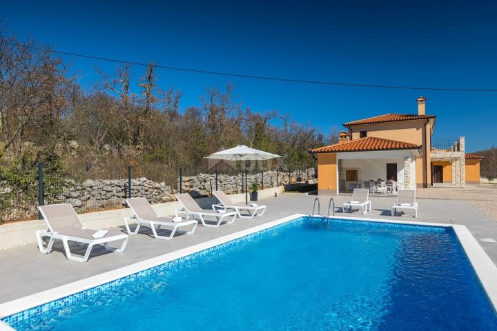 Dům na prodej 208 m² – Rabac