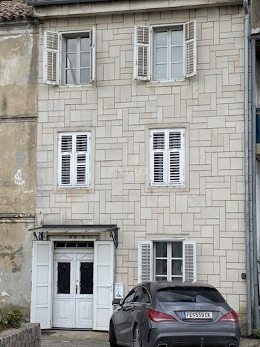 Dom Na predaj NOVI VINODOLSKI
