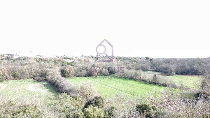 Terrain à vendre 6907 m² – Galižana