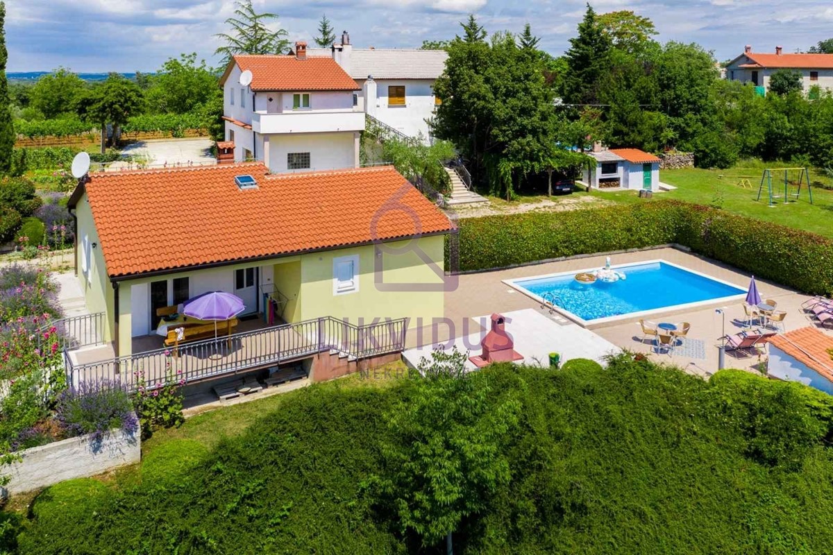 Casa In vendita - ISTARSKA ŽMINJ