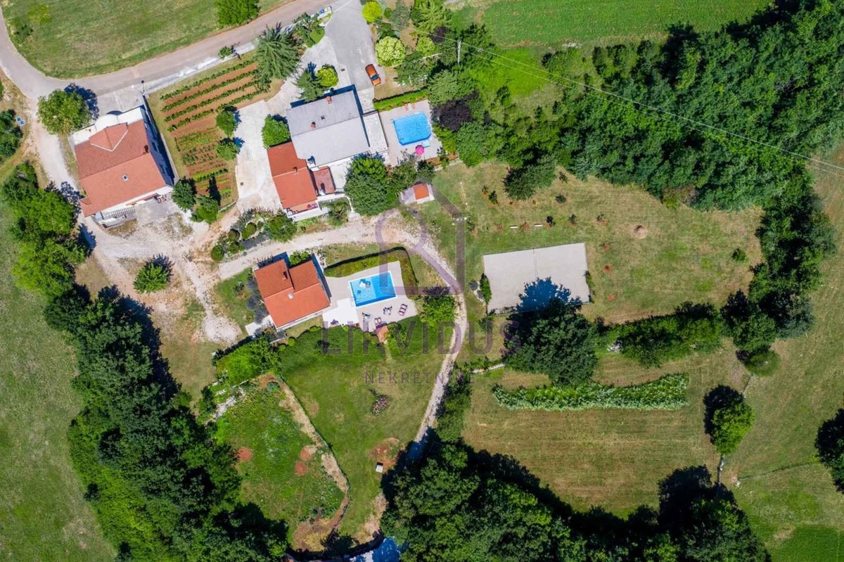 Casa In vendita - ISTARSKA ŽMINJ