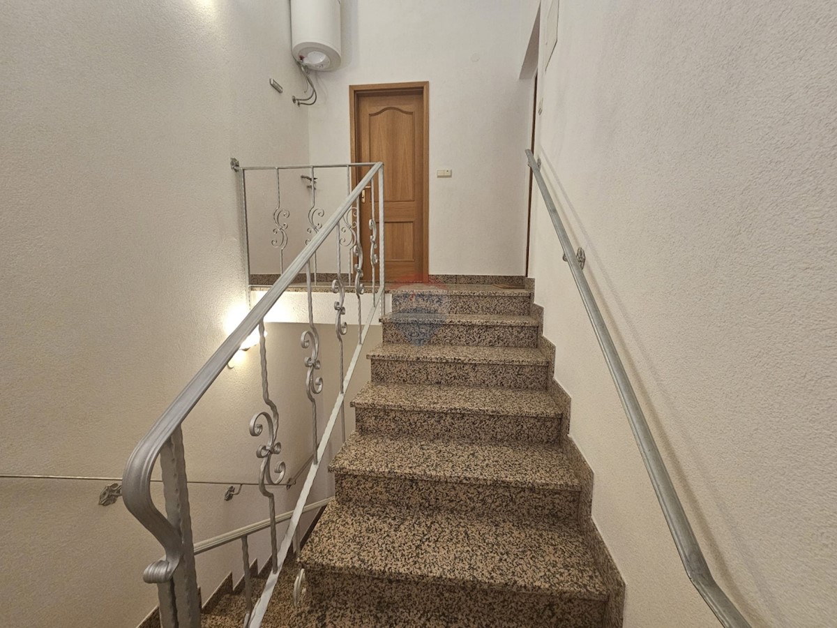 House For sale - ŠIBENSKO-KNINSKA ŠIBENIK