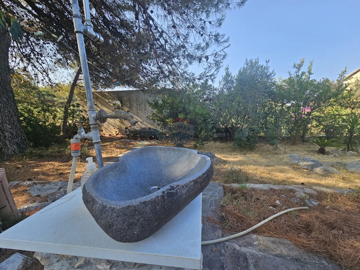 House For sale - ŠIBENSKO-KNINSKA ŠIBENIK