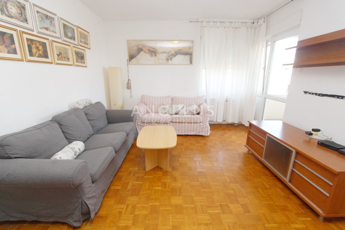 Flat For rent TRNJE