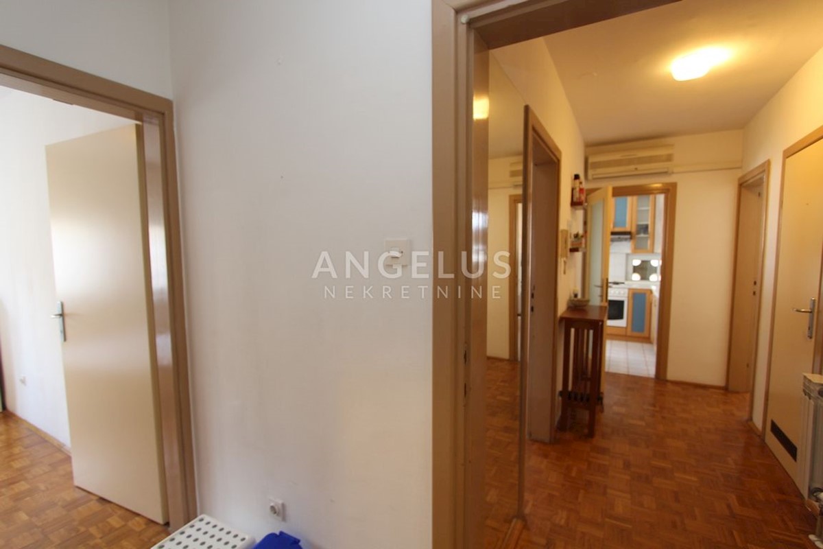 Appartement À louer - GRAD ZAGREB ZAGREB