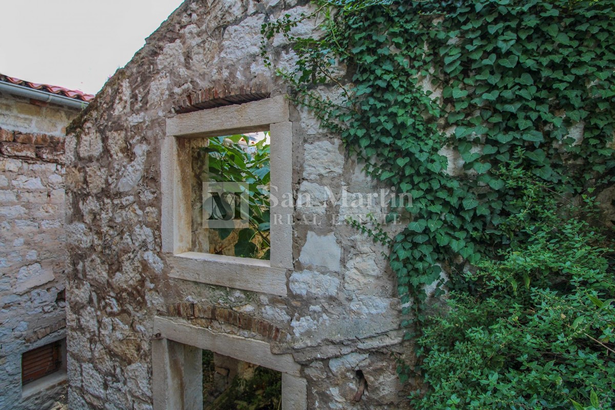 Dom Na sprzedaż - ISTARSKA ROVINJ