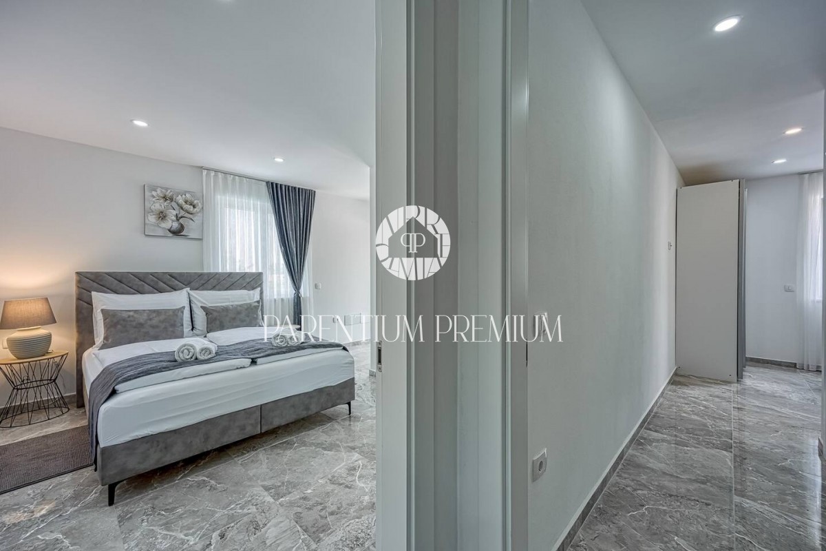 Haus Zu verkaufen - ISTARSKA POREČ