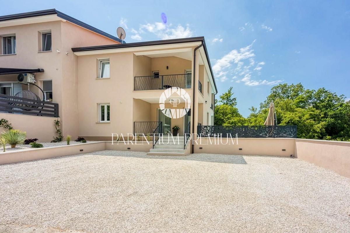 Haus Zu verkaufen - ISTARSKA POREČ