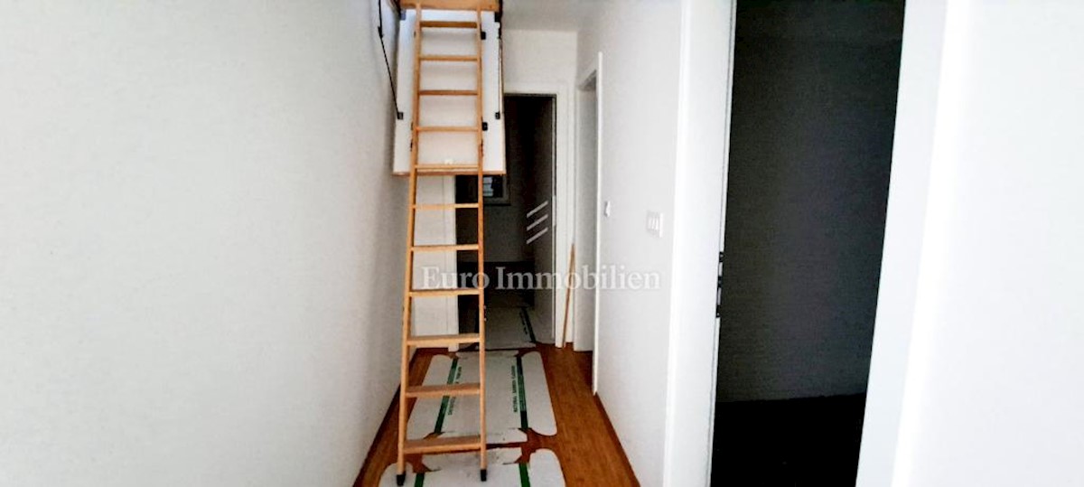 Apartma Naprodaj - PRIMORSKO-GORANSKA Krk