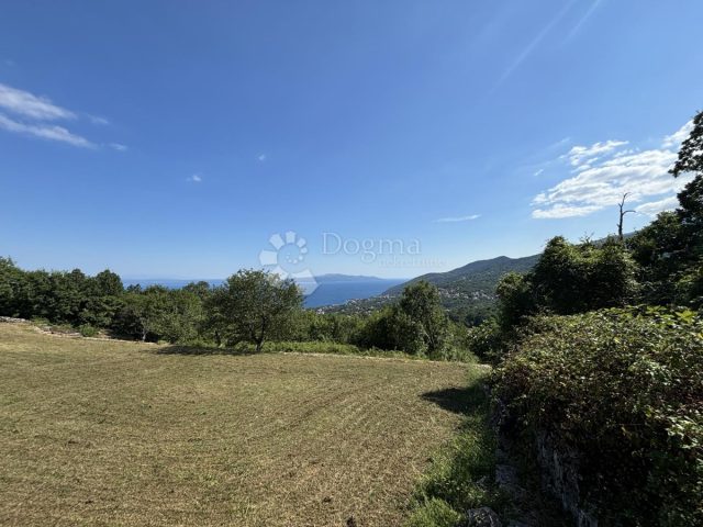 Zemljište na prodaju 1478 m² – Veprinac