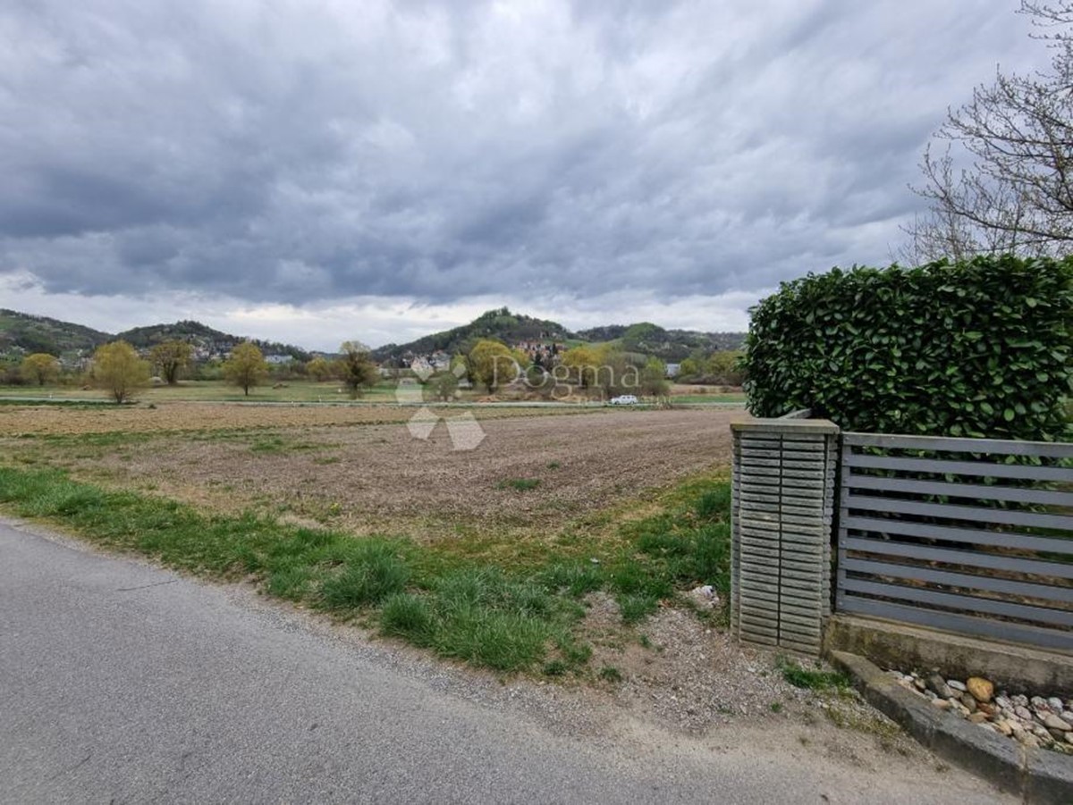 Pozemok Na predaj - KRAPINSKO-ZAGORSKA KRAPINSKE TOPLICE