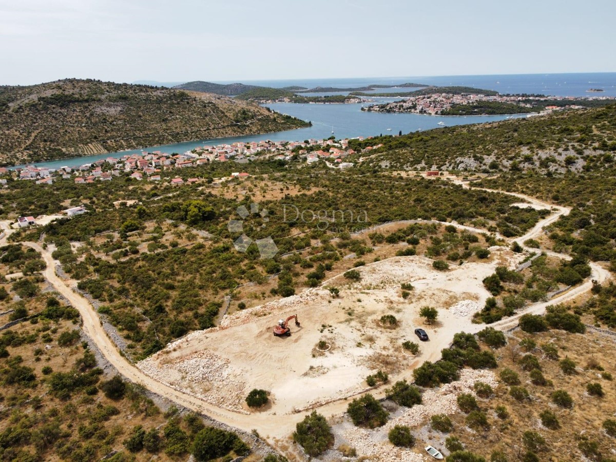 Kuća Na prodaju - ŠIBENSKO-KNINSKA ROGOZNICA