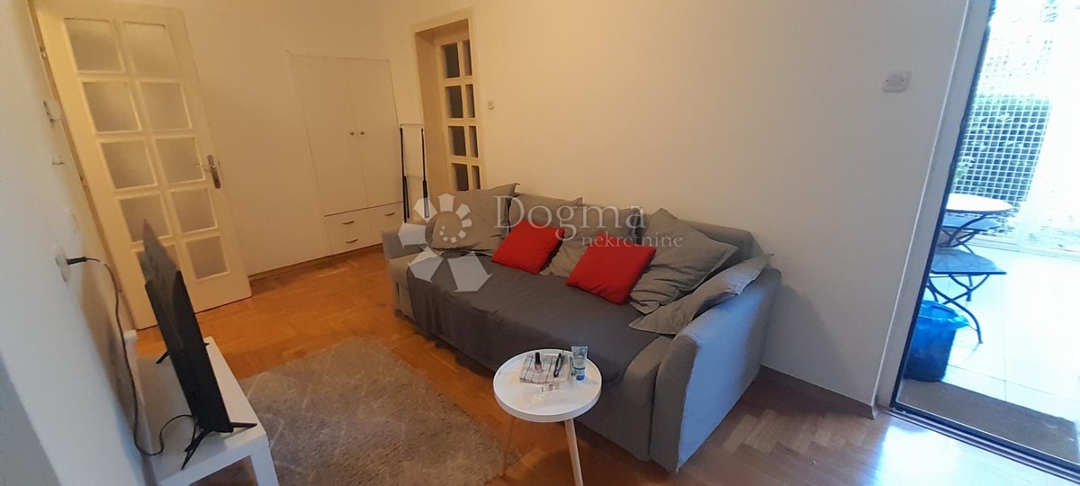 Appartement À louer - GRAD ZAGREB ZAGREB