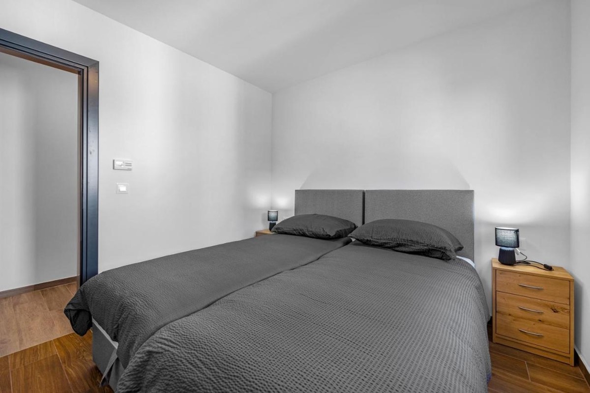 Apartma Na predaj - ISTARSKA POREČ