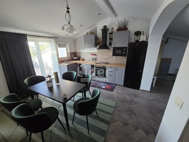 Flat for rent 100 m² – Pobri