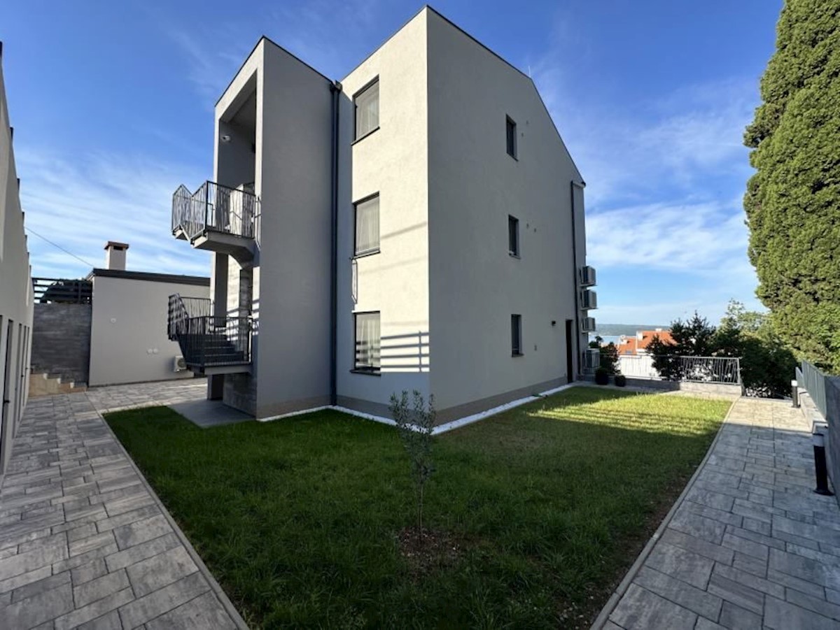 Stan Na prodaju - PRIMORSKO-GORANSKA CRIKVENICA