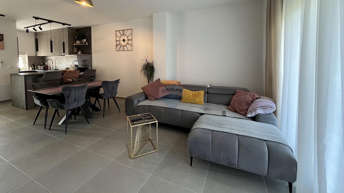 House For sale - Istarska Novigrad - foto 1/19