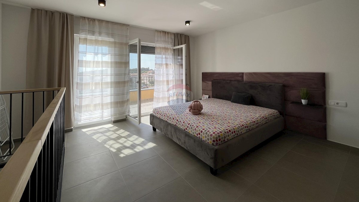 House For sale - ISTARSKA NOVIGRAD