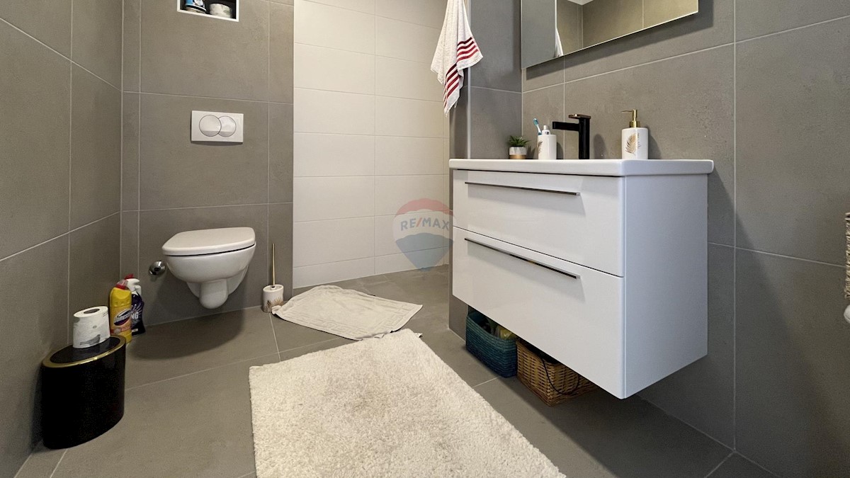 House For sale - ISTARSKA NOVIGRAD