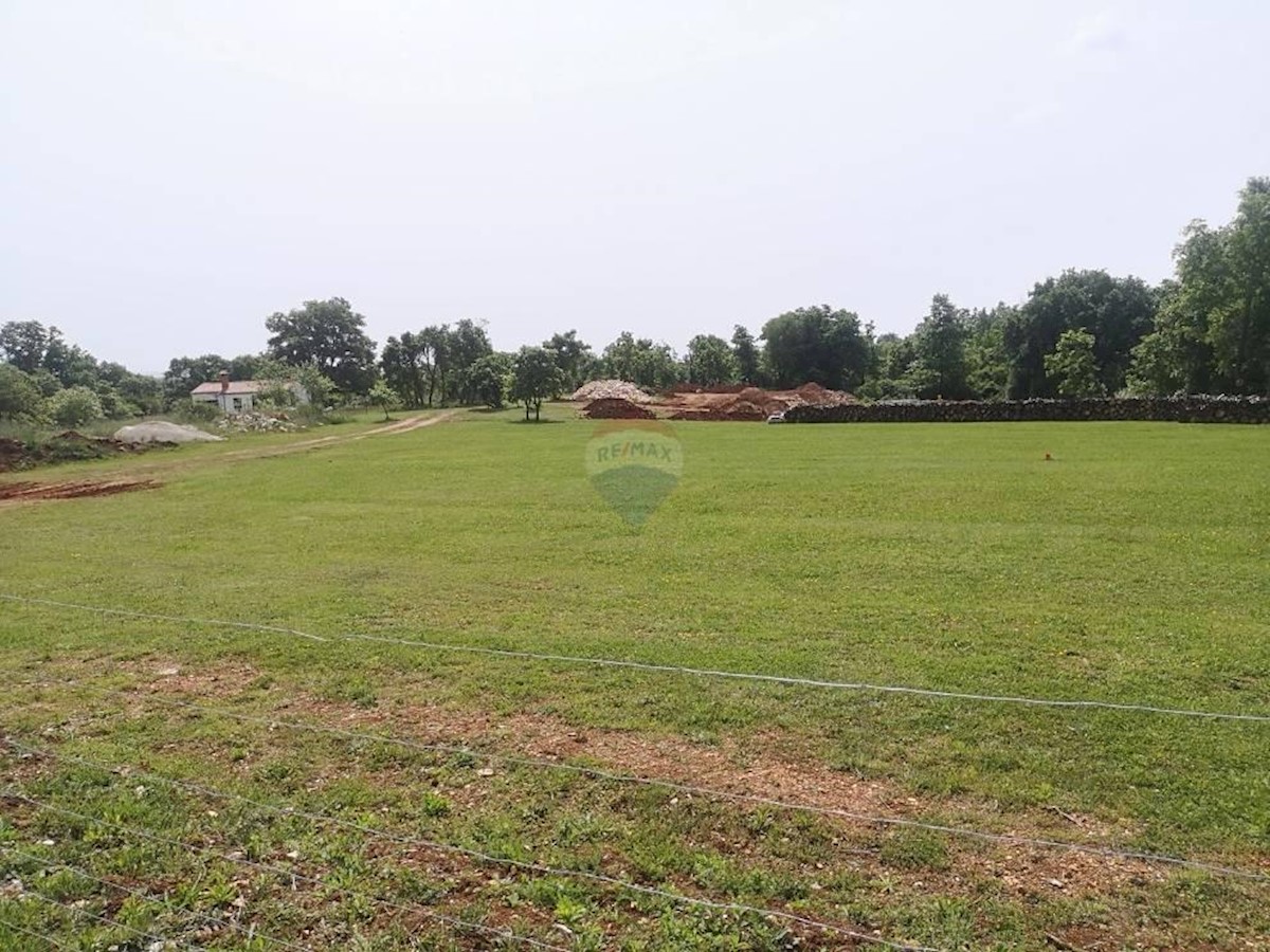 Land For sale - ISTARSKA BARBAN