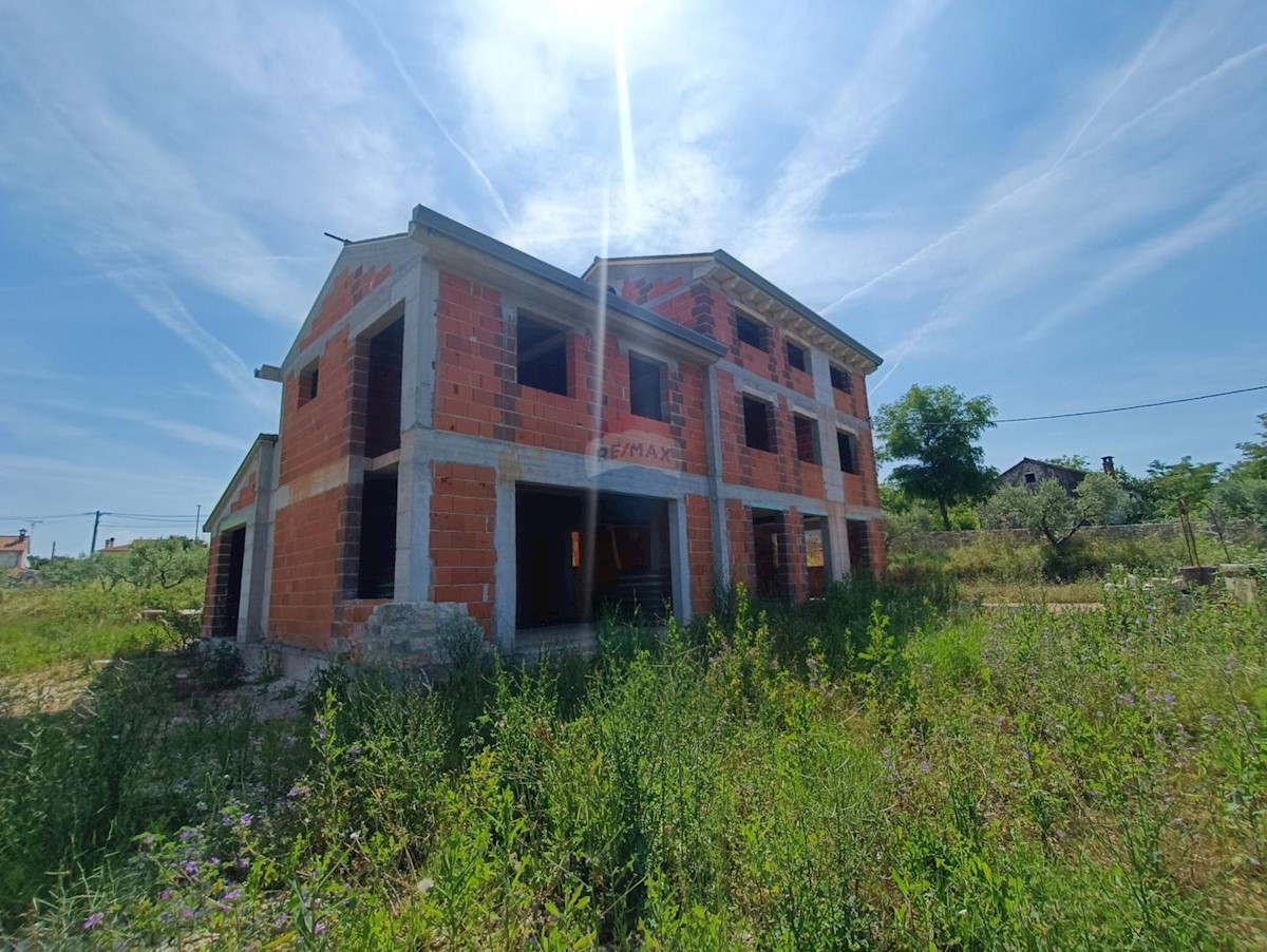 Kuća Na prodaju - ISTARSKA KANFANAR