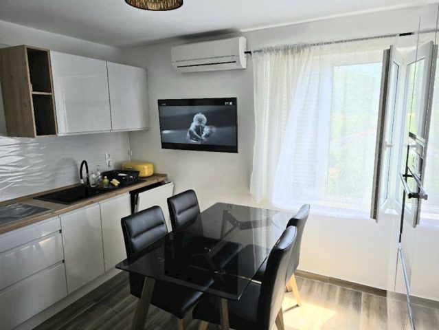Apartment Zu verkaufen - Primorsko-goranska Novi Vinodolski - foto 3/6