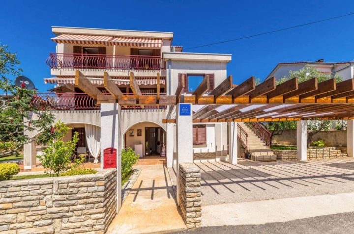 Haus Zu verkaufen - Primorsko-goranska Krk - foto 2/19
