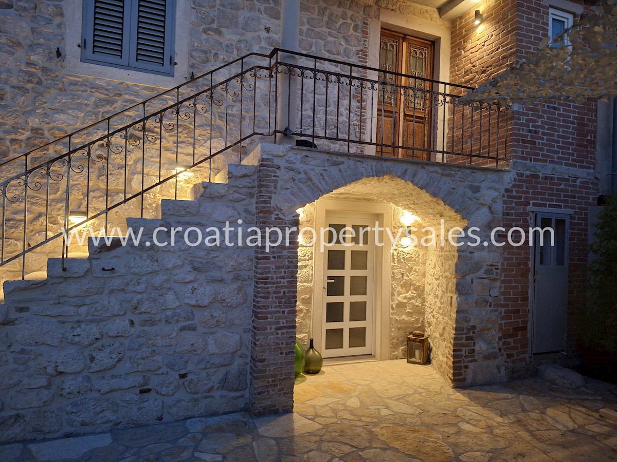 Maison À vendre - SPLITSKO-DALMATINSKA BRAČ