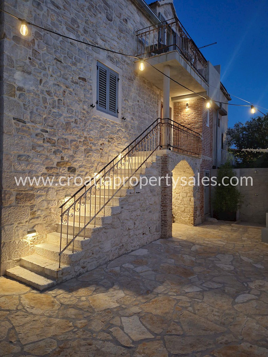 Maison À vendre - SPLITSKO-DALMATINSKA BRAČ