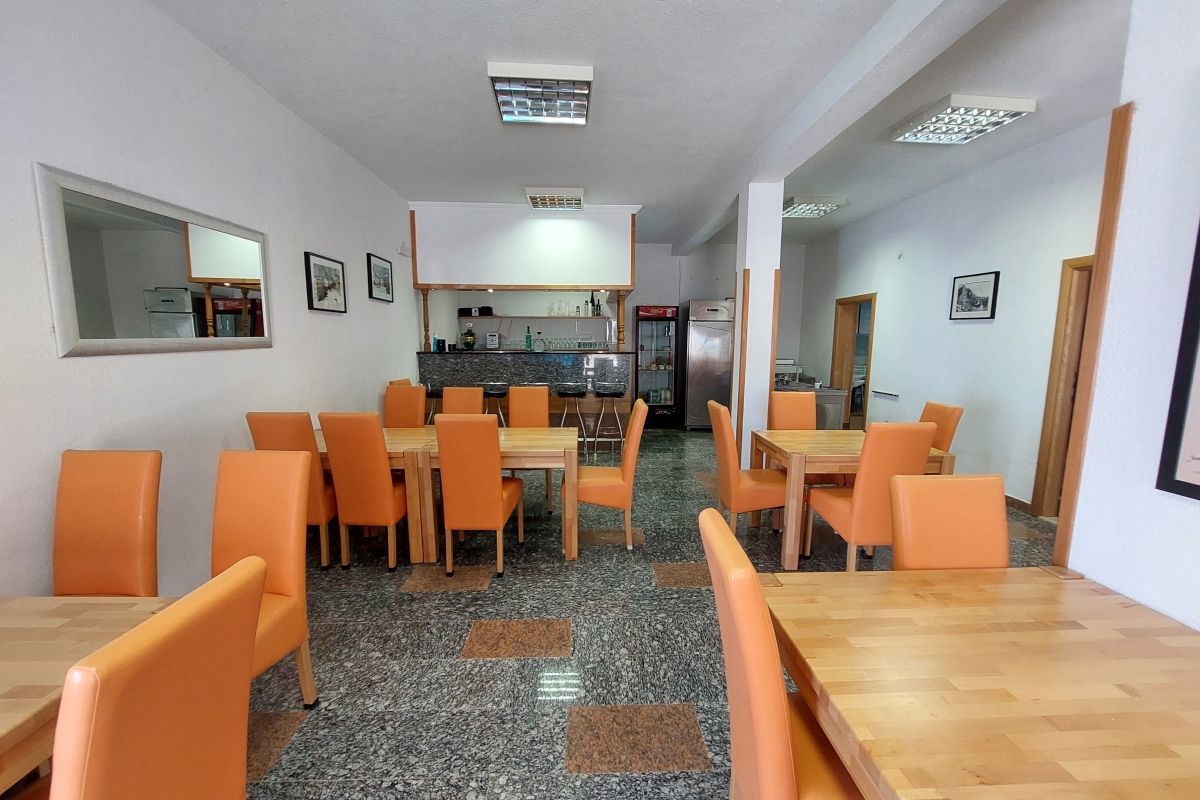 Business premises For sale - SPLITSKO-DALMATINSKA OMIŠ