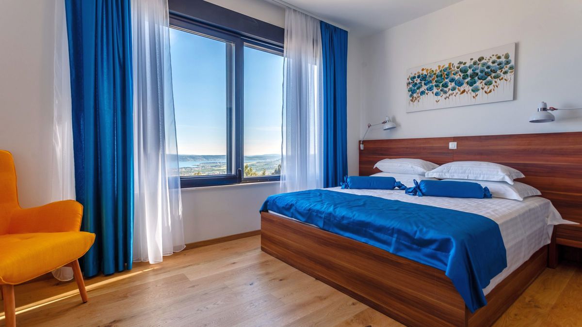 Kuća Na prodaju - SPLITSKO-DALMATINSKA KAŠTELA