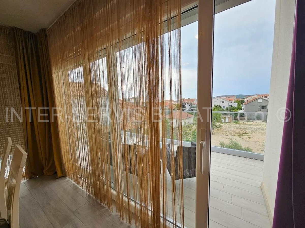 Stan Na prodaju - ŠIBENSKO-KNINSKA VODICE