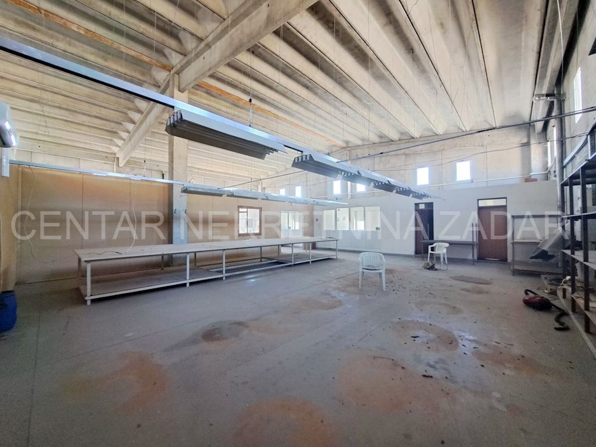 Business premises For sale - ZADARSKA ZADAR