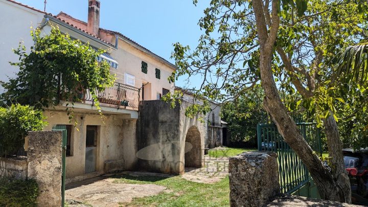 Kuća na prodaju 260 m² – Kanfanar