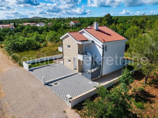 House for sale 190 m² – Posedarje